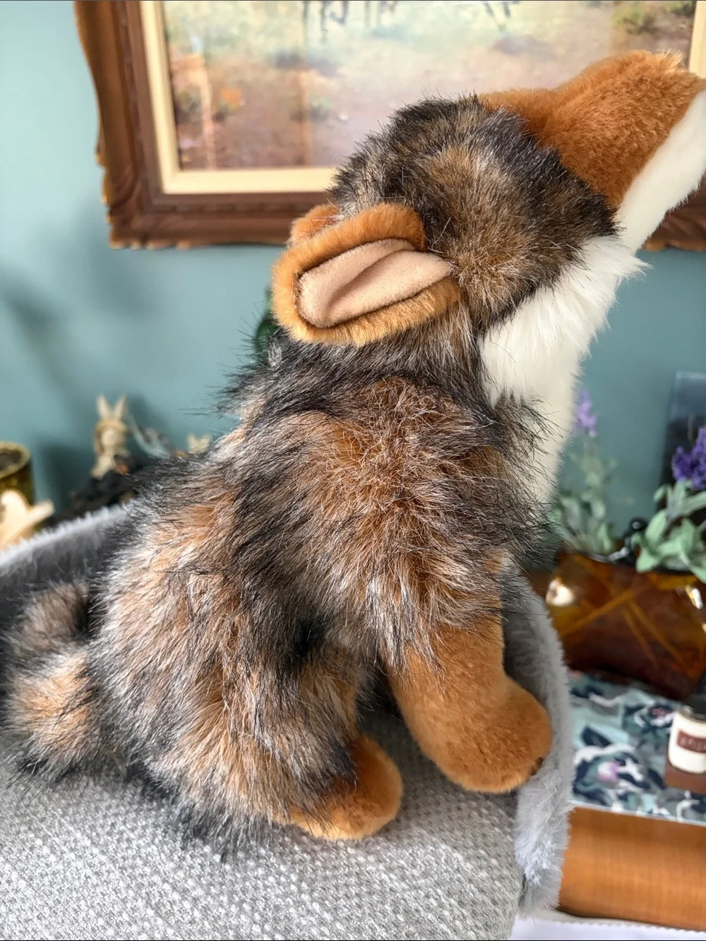 Douglas Plush Howling Wolf Stuffed Animal - Brown & Gray Fur - Picture 5 of 8